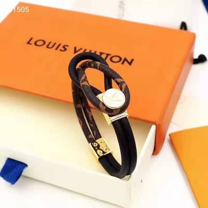 LV Bracelets 132